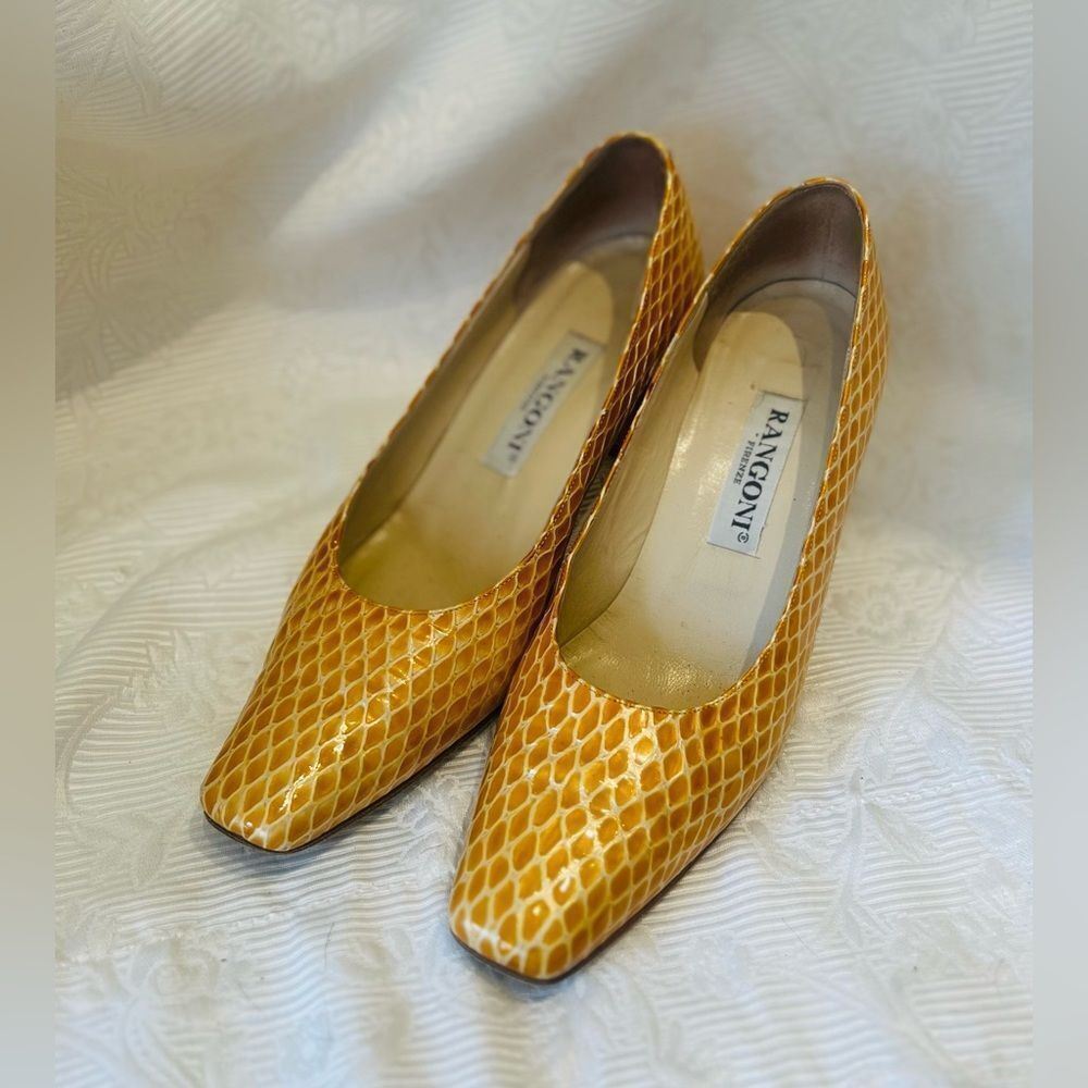 Rangoni Firenze Yellow Snake Print Leather
Block Heel Pumps Size 7.5 AA‎ Vintage